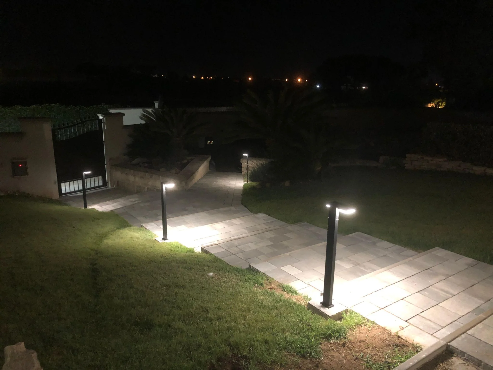 Lampioncino da Giardino ad Energia Solare 600 Lumen "LMS-081" - Image 5