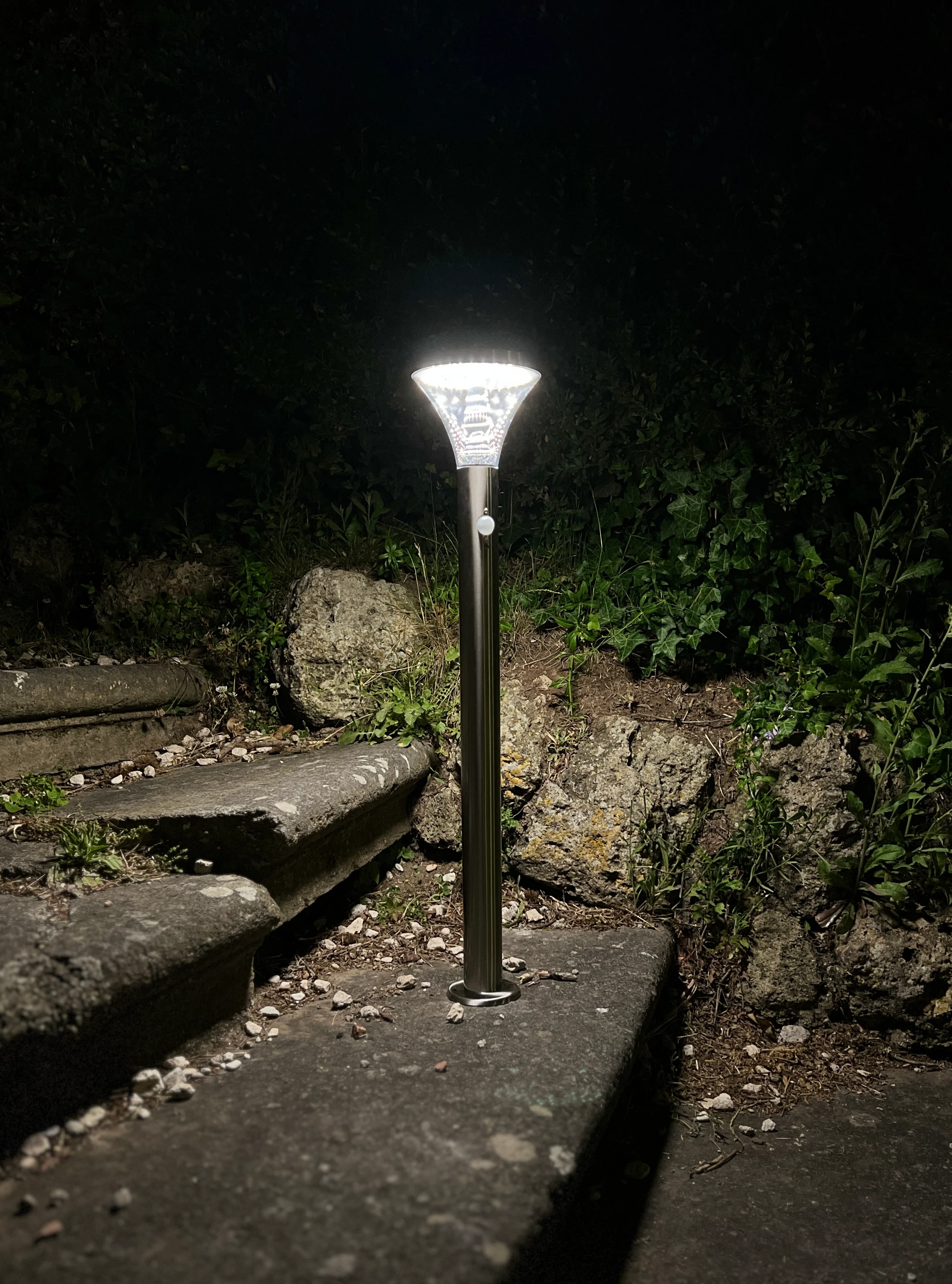 Lampioncino Solare per vialetti da 600 Lumen "LMS-085" - Image 8