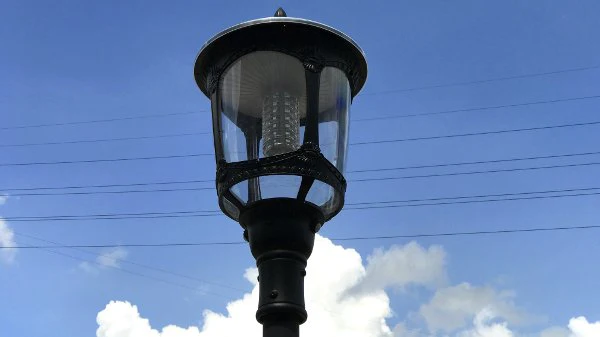 Lampione Solare Stile Antico 3000 Lumen - Image 5